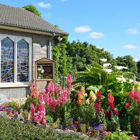 Elegant Rooms And Suites In Knock Knock  Zewnętrze zdjęcie